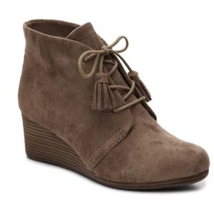 DR. SCHOLL'S DAKOTA WEDGE BOOTIE